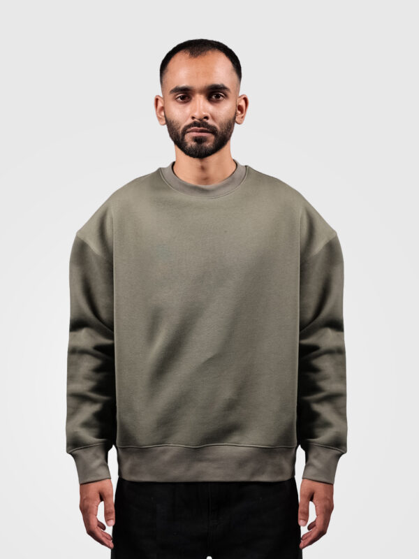 Photoshoot - ElhaanT1 Olive SweatShirt
